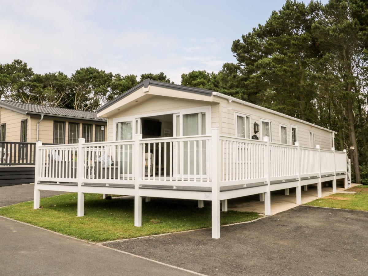 The Rodley Pines Villa Scarborough Kültér fotó